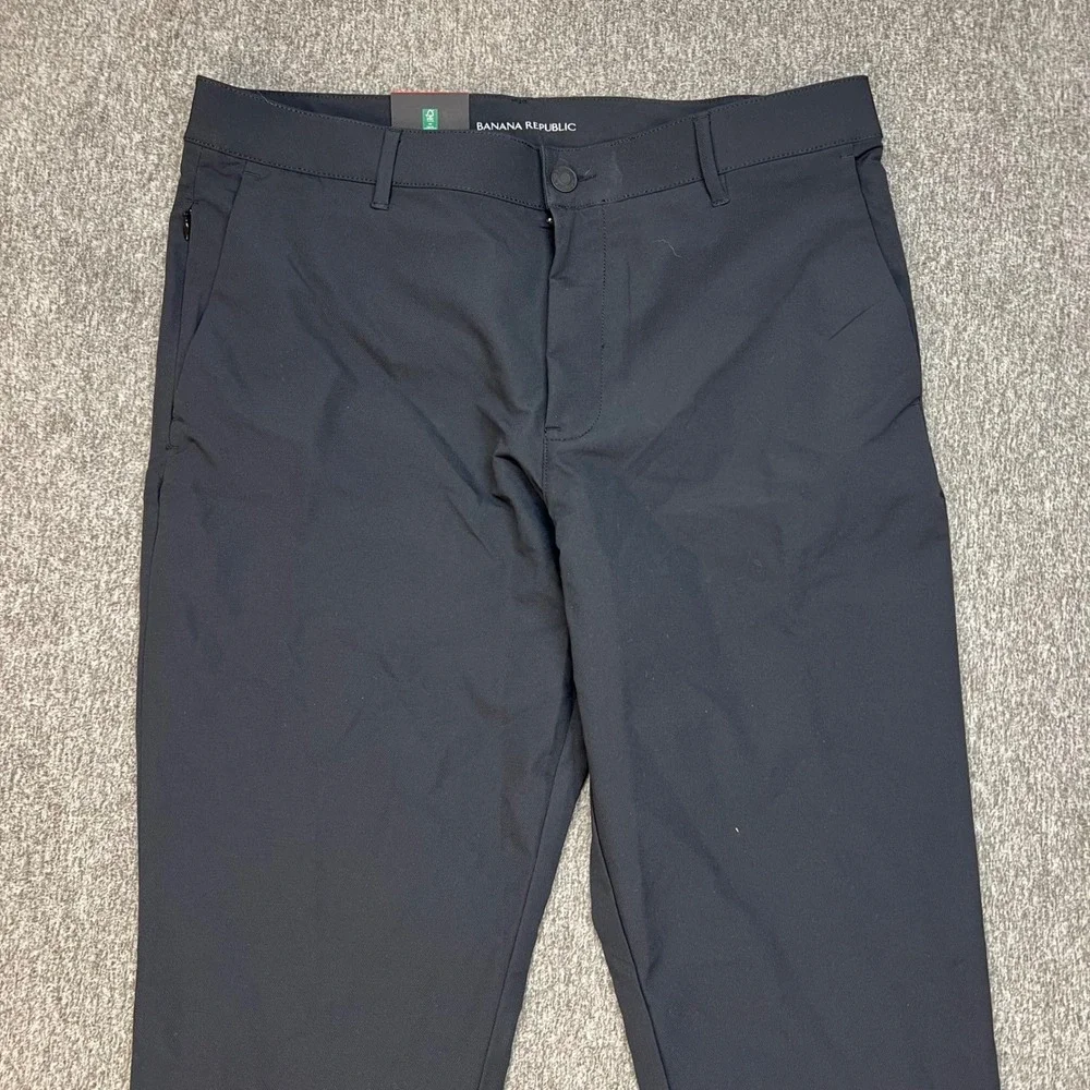 Banana Republic Mens Black Flat Front Stretch Pants Size 34x30 New With Tags